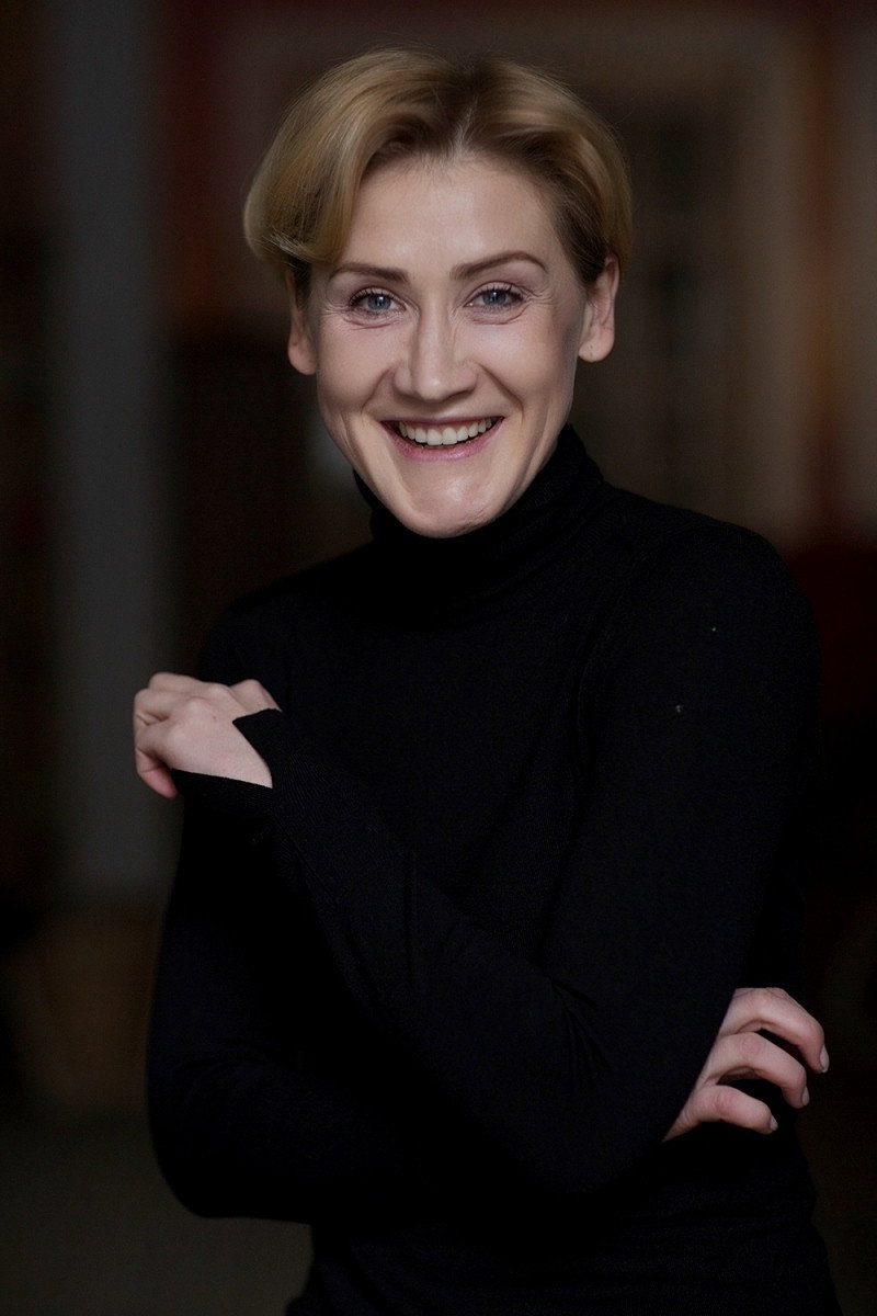 Alyona Lapteva as Masha in Free Kittens to Good Home