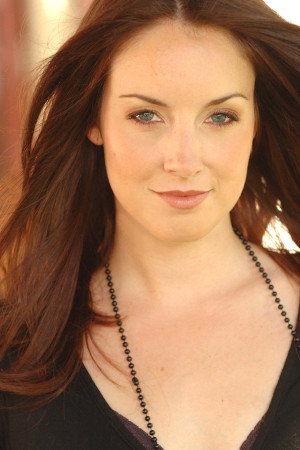 Jessica Franz as Linda in Doppelganger. The Double