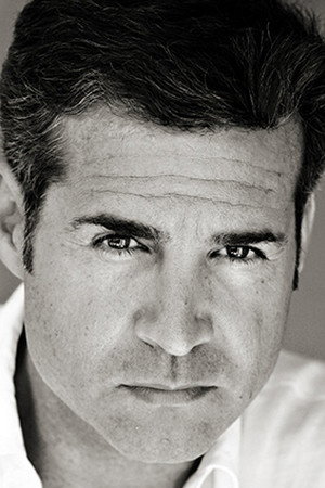 Paki Valente as Gianfranco Vezze in Donna