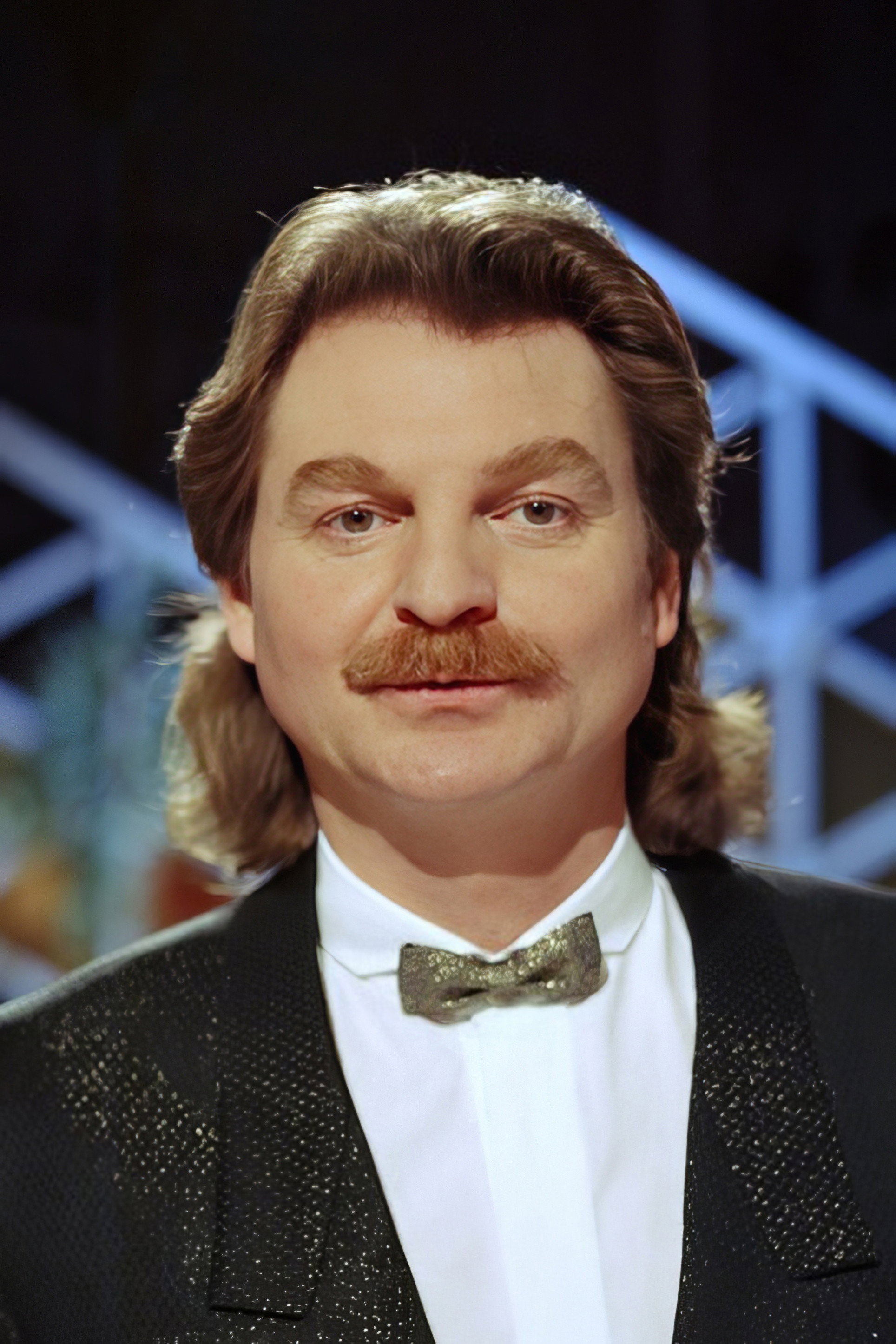 Petr Jančařík as Jaroslav in Blázinec v prvním poschodí (po 10 letech)