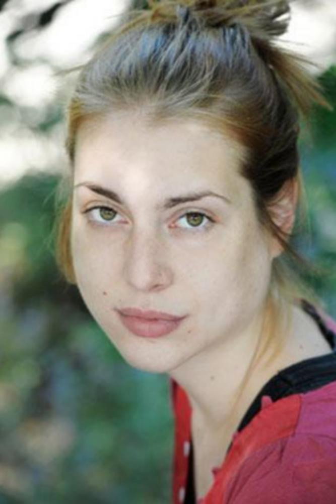 Julie Palmier as Alexa Gervais in La Faute