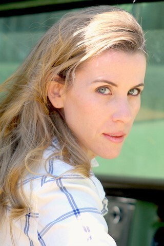 Lacy McClory as Leigh in February 2.0