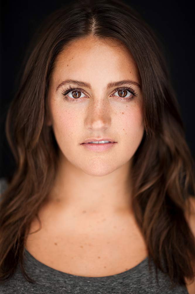 Marnie Mahannah as Soshana in Round and Round