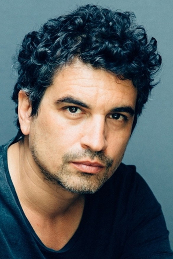 Stéphane Metzger as Malik Barkaoui in R.I.S, police scientifique