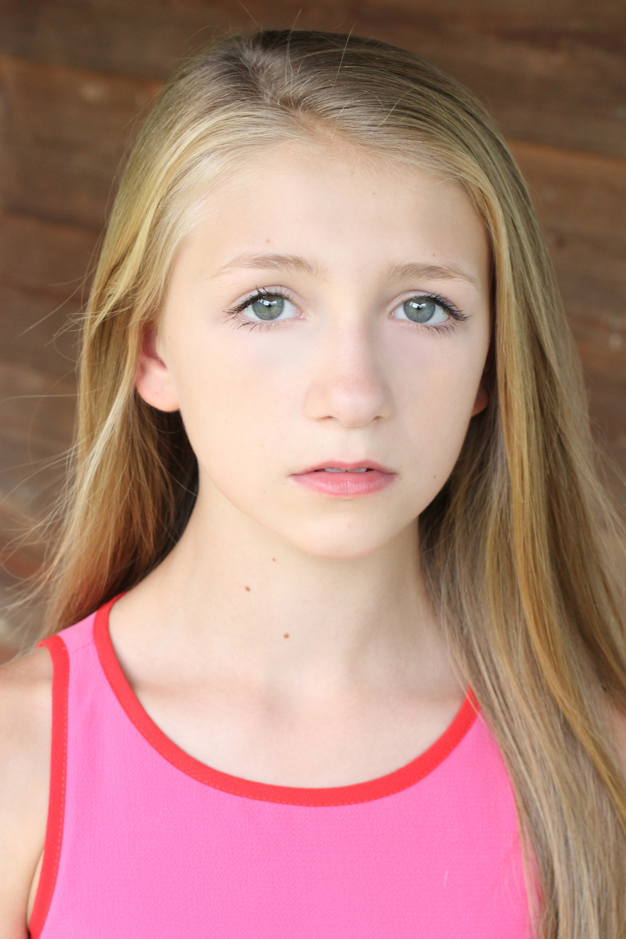 Emma Rayne Lyle as Bryn in Summer Gold