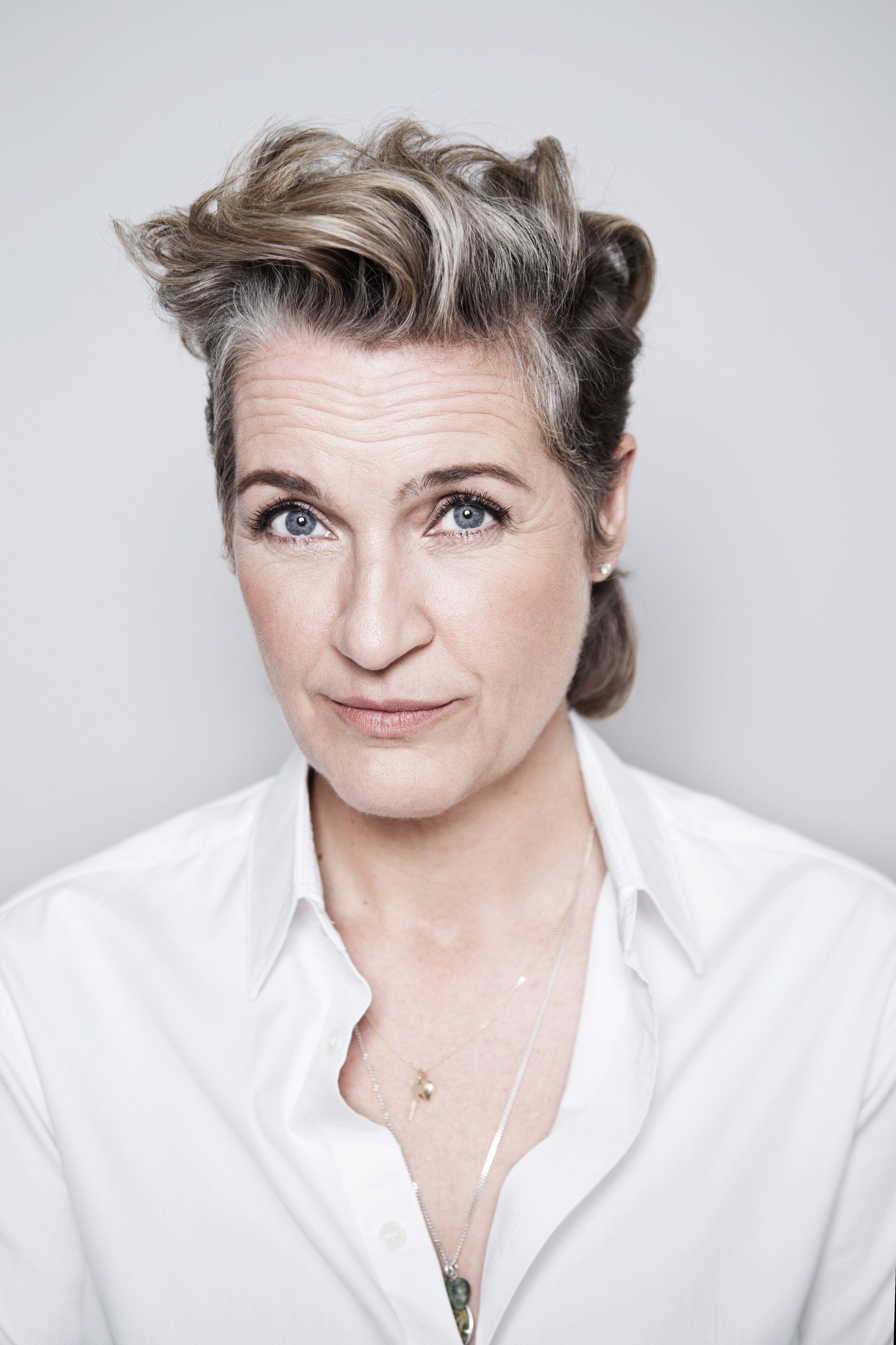 Margriet van der Linden as Self - Host in M