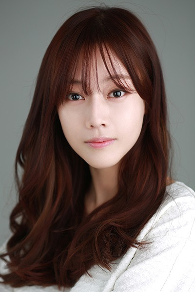 Jang Ah-young as Lee Roo-mi in Bride of the Century