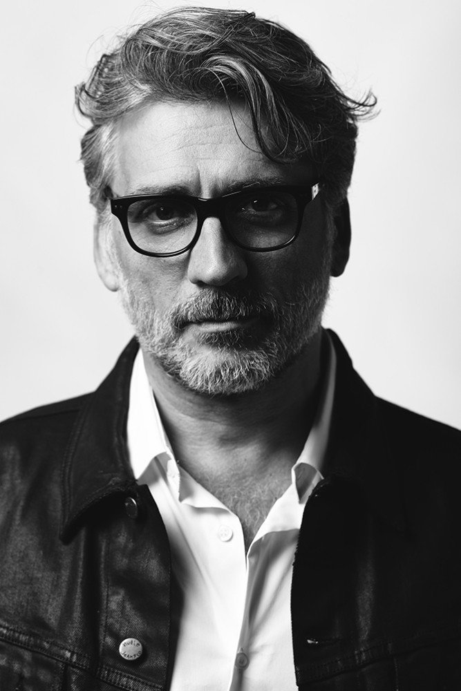 ליאור אשכנזי as Georgie in Traitor