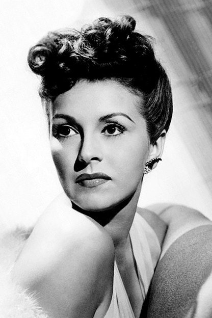 Nancy Kelly as Lois Allen in Tail Spin