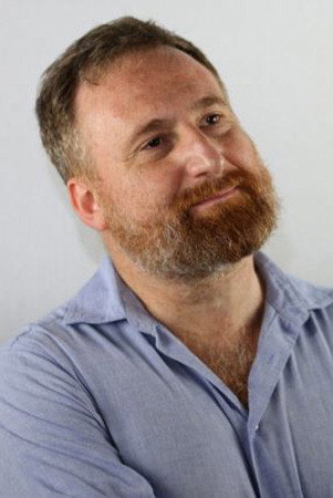 Domenico Galasso as Telepredicatore Gold (voice) in Bangland