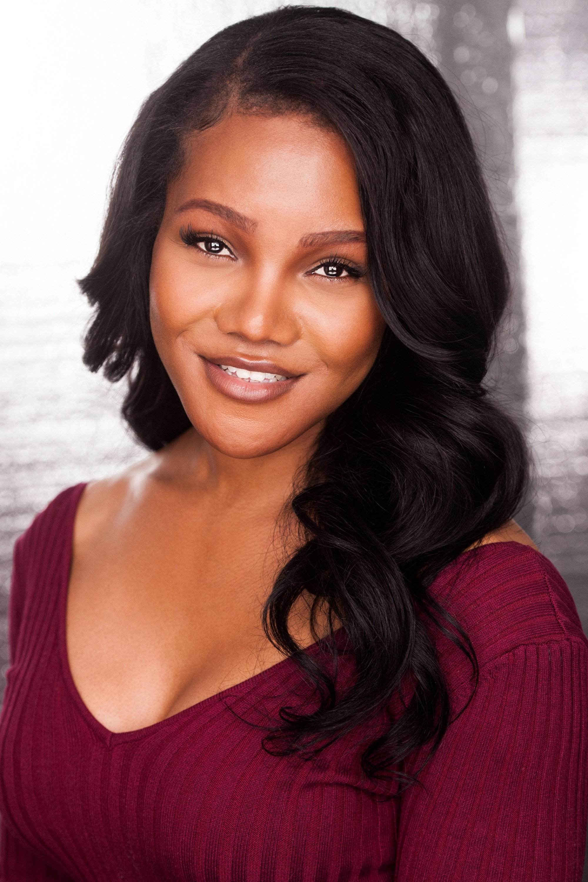 L'lerrét Jazelle as Sylvia in DL Guy