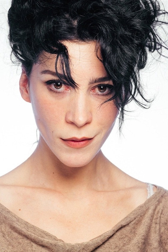 Anna D'Annunzio as Frida in Fornacis
