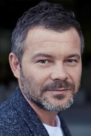 Jacek Braciak as Witek Lisiecki in My Wonderful Life