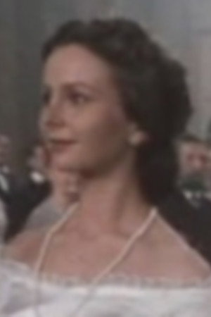 Anna Afanasyeva as Karolina in The Parrot Speaking Yiddish