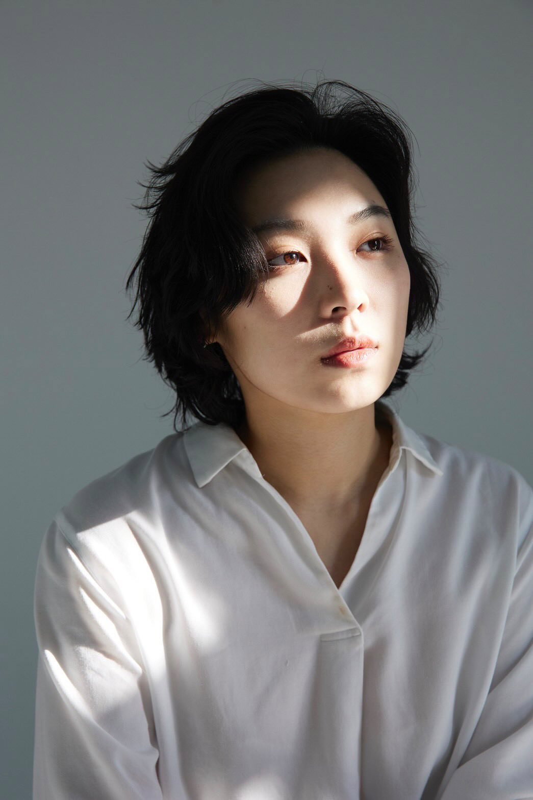 陳靚 as Wei in The Fishbowl Girl