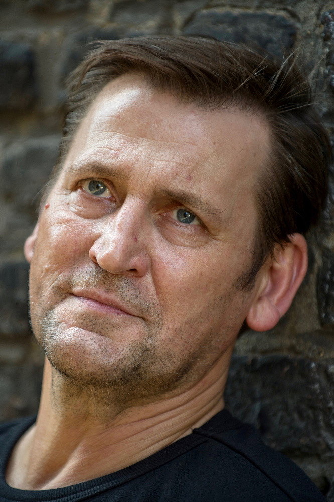 Ingo Naujoks as Tom in Anke