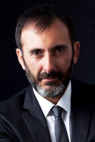 Miquel García Borda as Padre Rovira in Fumata blanca