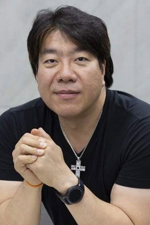 시영준 as Charon (voice) in Astro Gardener
