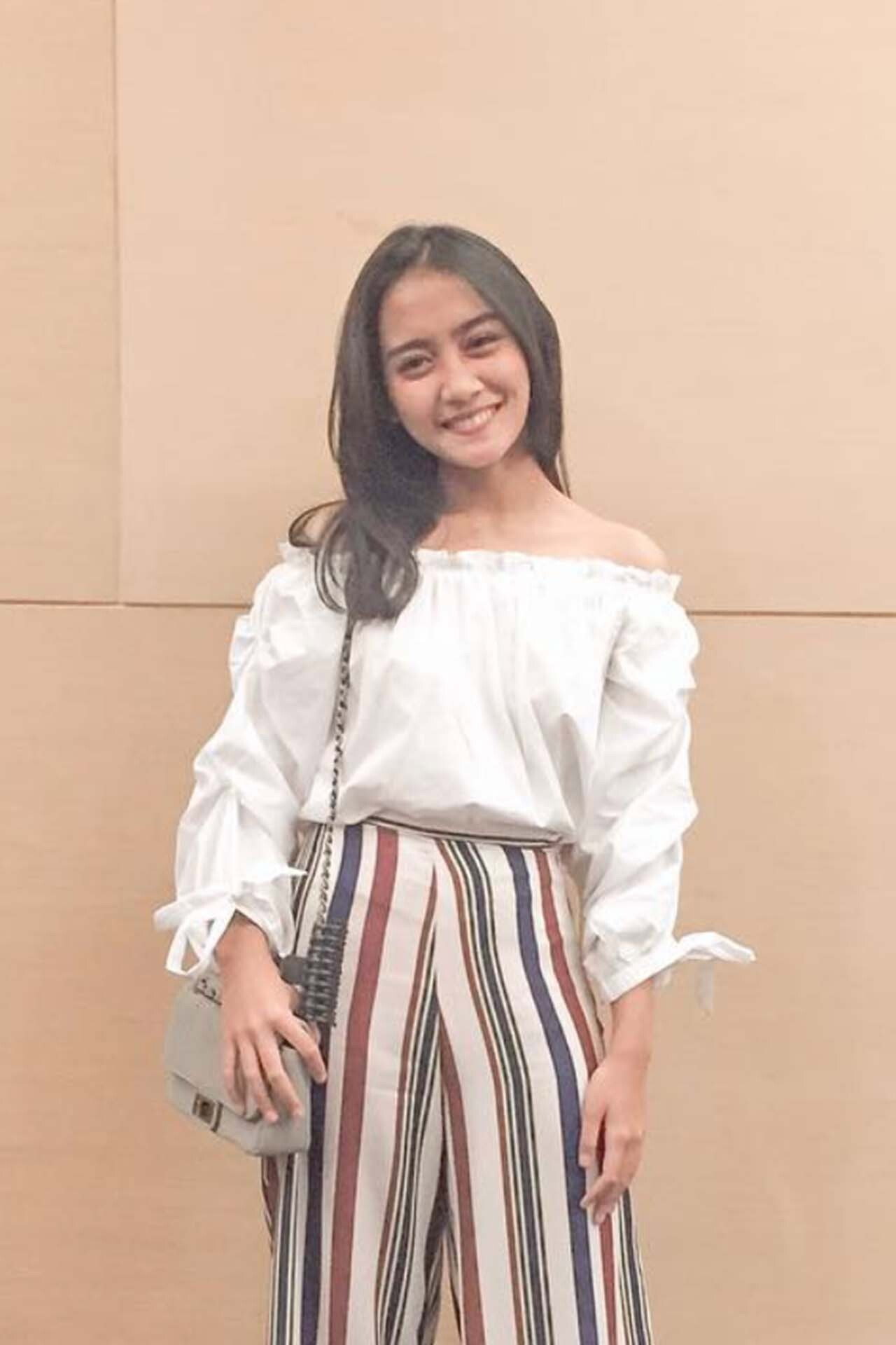 Marsya Luqyana as Laura in Gerry