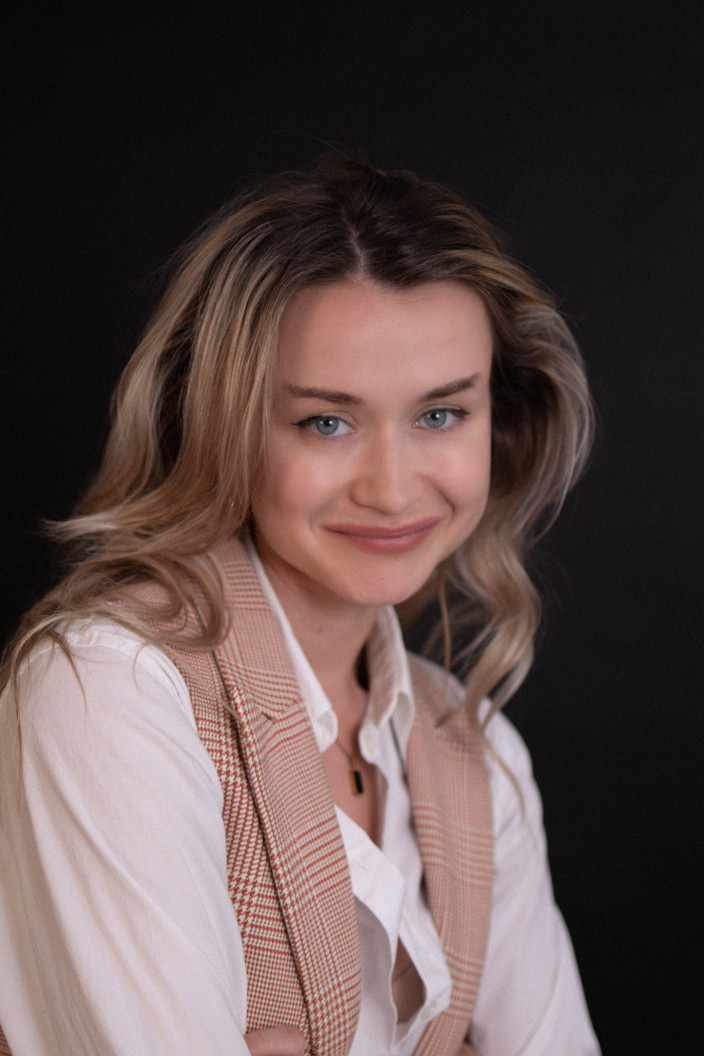 Natália Ancinová as Zuzana in Miša v Košiciach