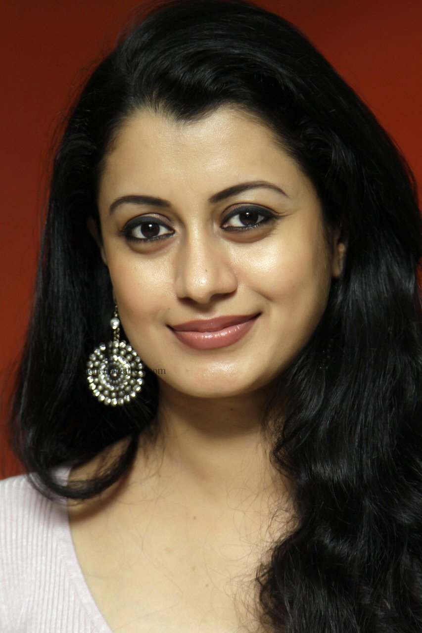 Reenu Mathews as Sarah in Sapthamashree Thaskaraha
