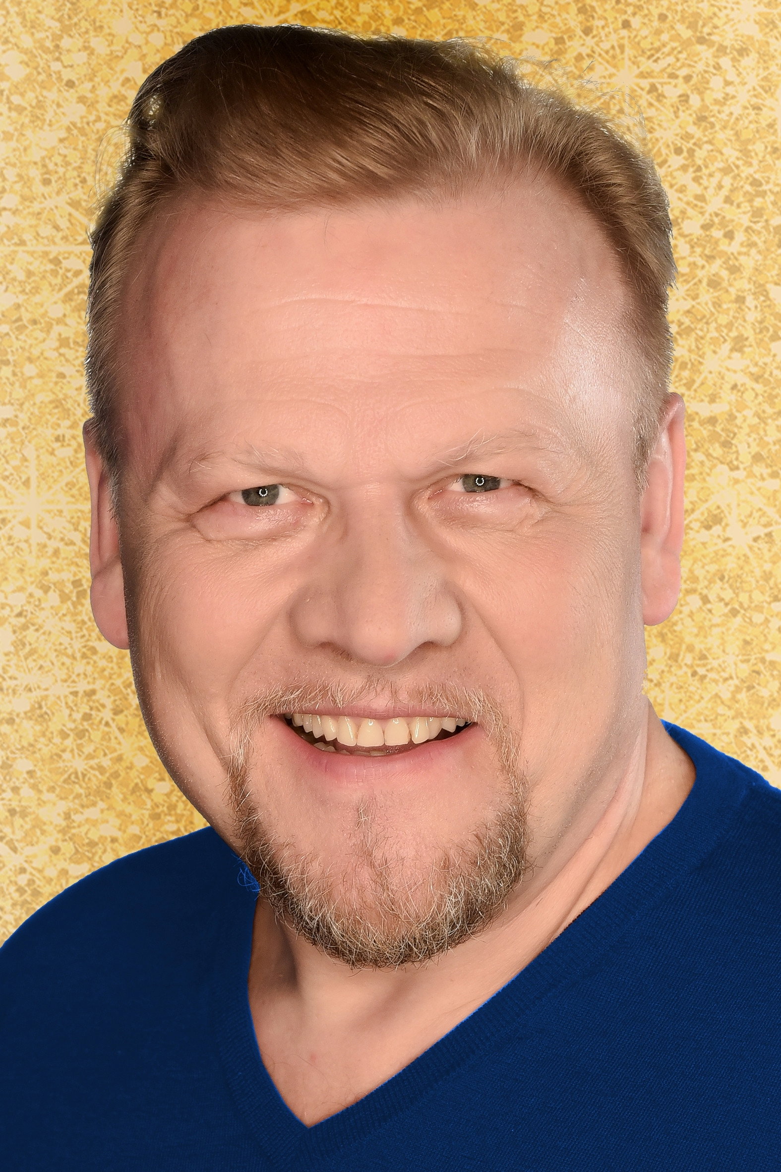 Jacek Lenartowicz as Edward in Prosta historia o miłości