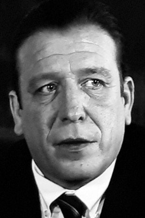 Sylvain Deblé as Martin Kuypers, silent driver in The Minister