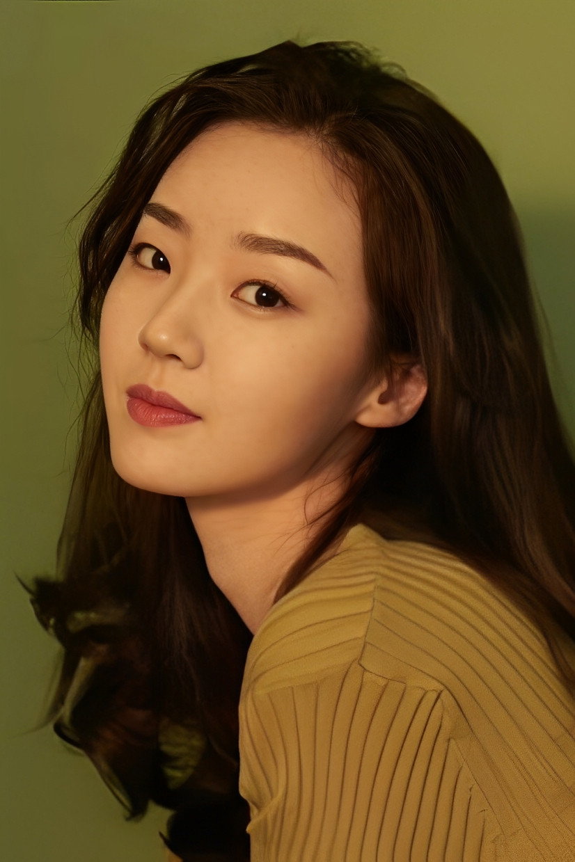 张宇柠 as Yu Yan in Grateful to Have You
