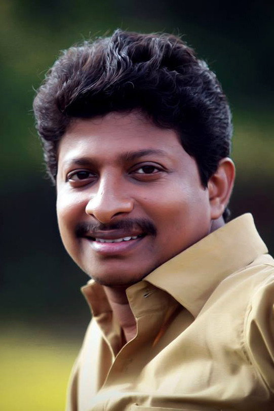 Muhammad Musthafa as Maanu in Ain