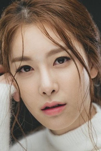 Yeon Song-ha as Choi Sa-rang in Ma Boy