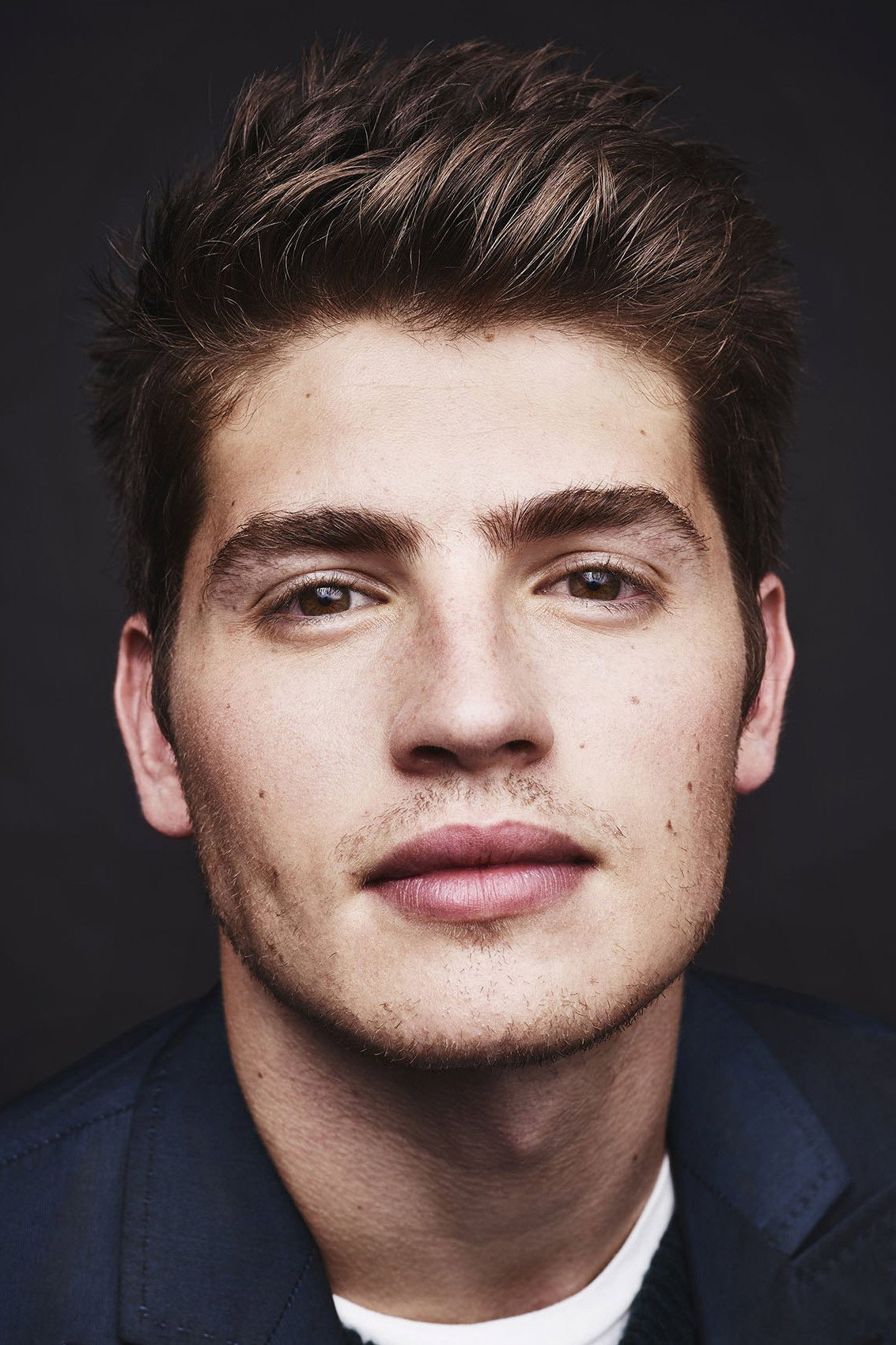 Gregg Sulkin as Julian Fineman in Delirium