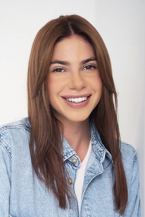 Shannon Dalonzo as Yoga Girl in If She Screams