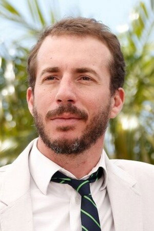 Esteban Bigliardi as John Hurtig in María Marta: The Country Club Crime