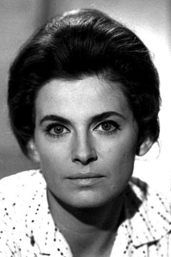 Milena Dvorská as arcivévodkyně in Jára Cimrman Lying, Sleeping
