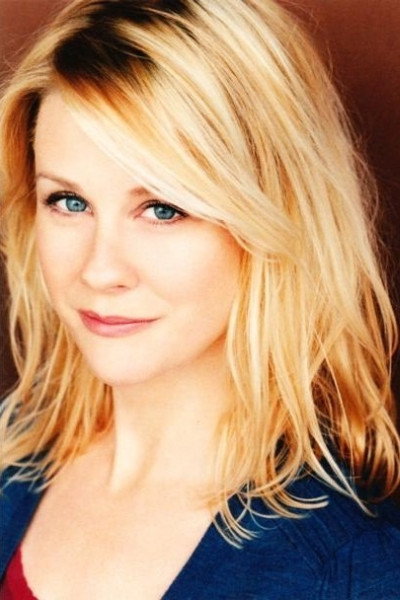 Jennifer Kern as Julie in Stricken