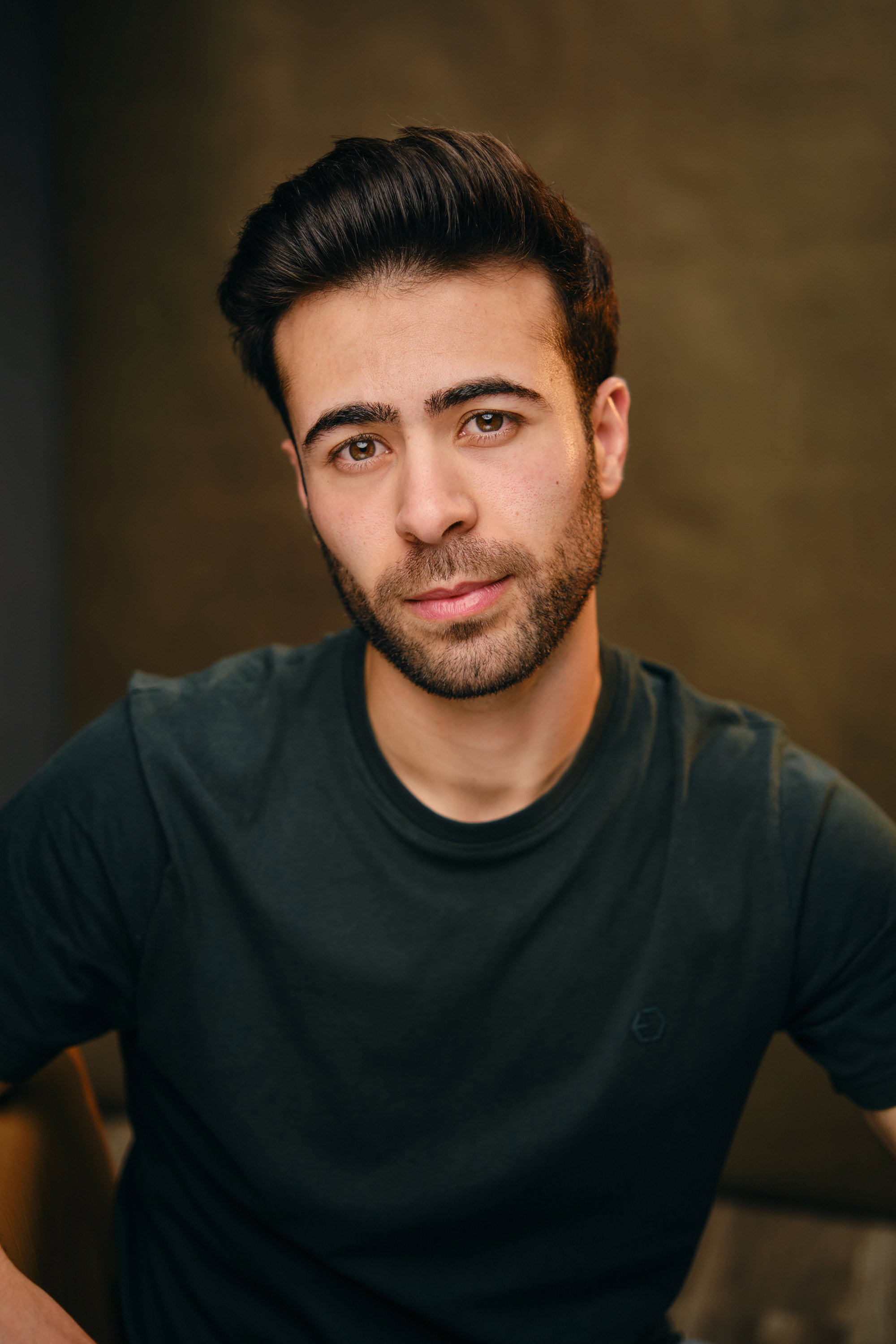 Raphael Figueiredo as Tiago in Mutação