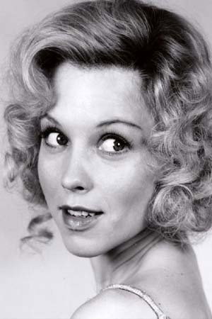 Tereza Pokorná-Herzová as Hanka in Uloupené dětství