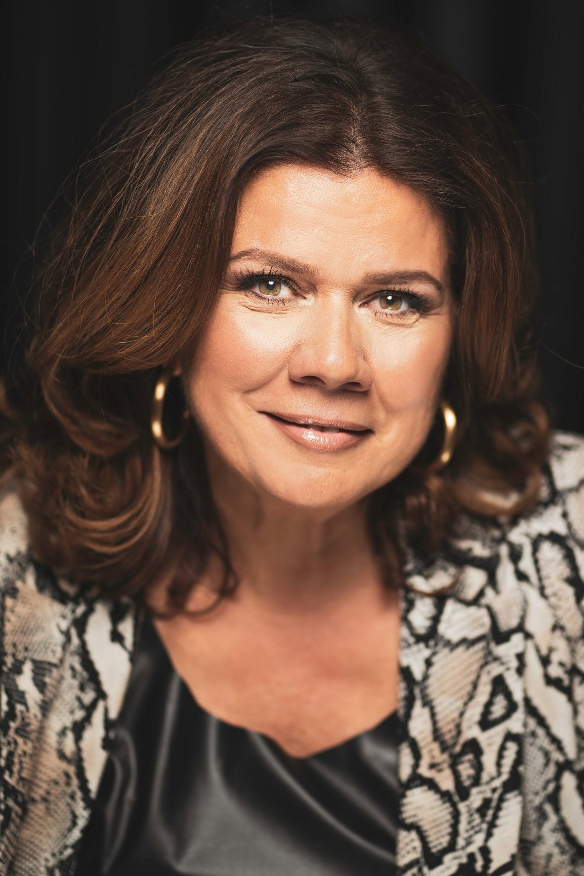 Marina Orsini as Émilie Bordeleau in Blanche