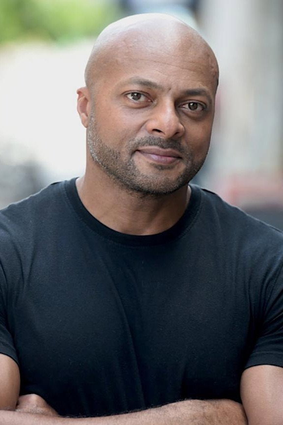 Jose Guns Alves as Joe in Disregard
