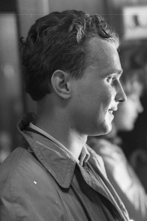 Pauer Henrik as Gábor in Time Stands Still