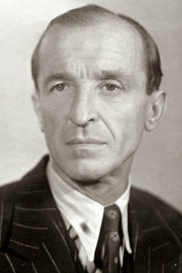 Андрей Файт as Popov in While Defending the Front Line