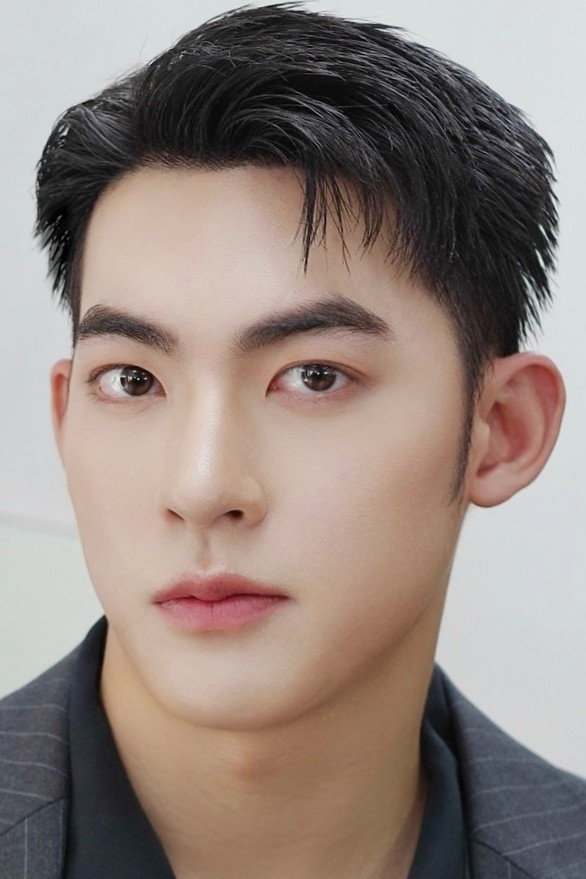 พงศธร ผดุงเกียรติวงศ์ as Ben in Something in My Room