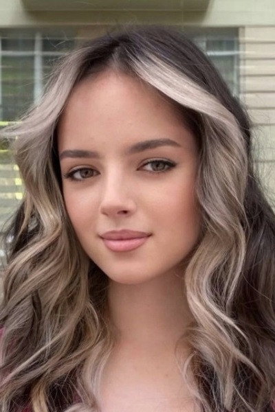Анастасия Дятлова as Рыся in Cyberpapa