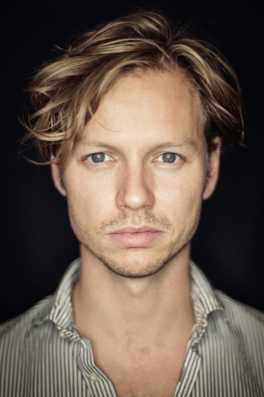 Jan-Paul Buijs as Dirk Praal in Swanenburg