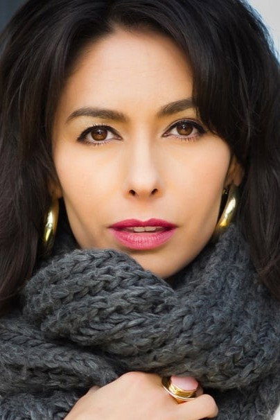 Carmen Moore as Susan in Rustic Oracle