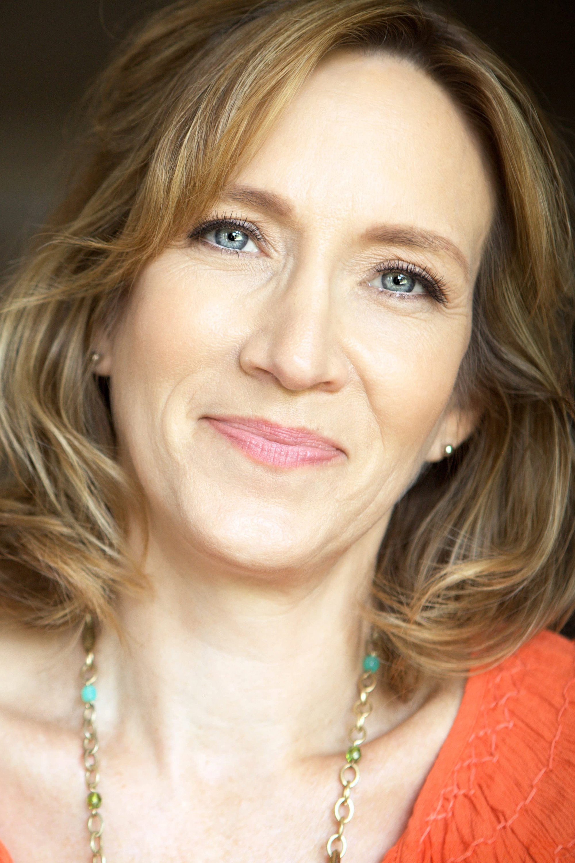 Mary Manofsky as LouAnne (segment lunch ladies) in Hellarious