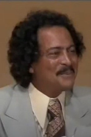 Iran Lima as chefe dos Marajoaras in Linguinha x Mr. Yes