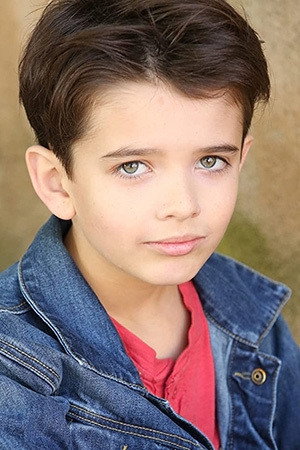 Keaton Nigel Cooke as Remi in Wiener-Dog