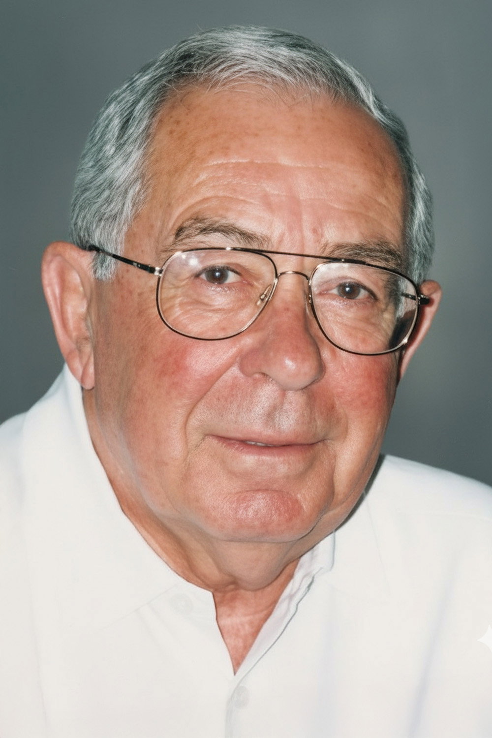 Metin Toker as Self in 12 Eylül