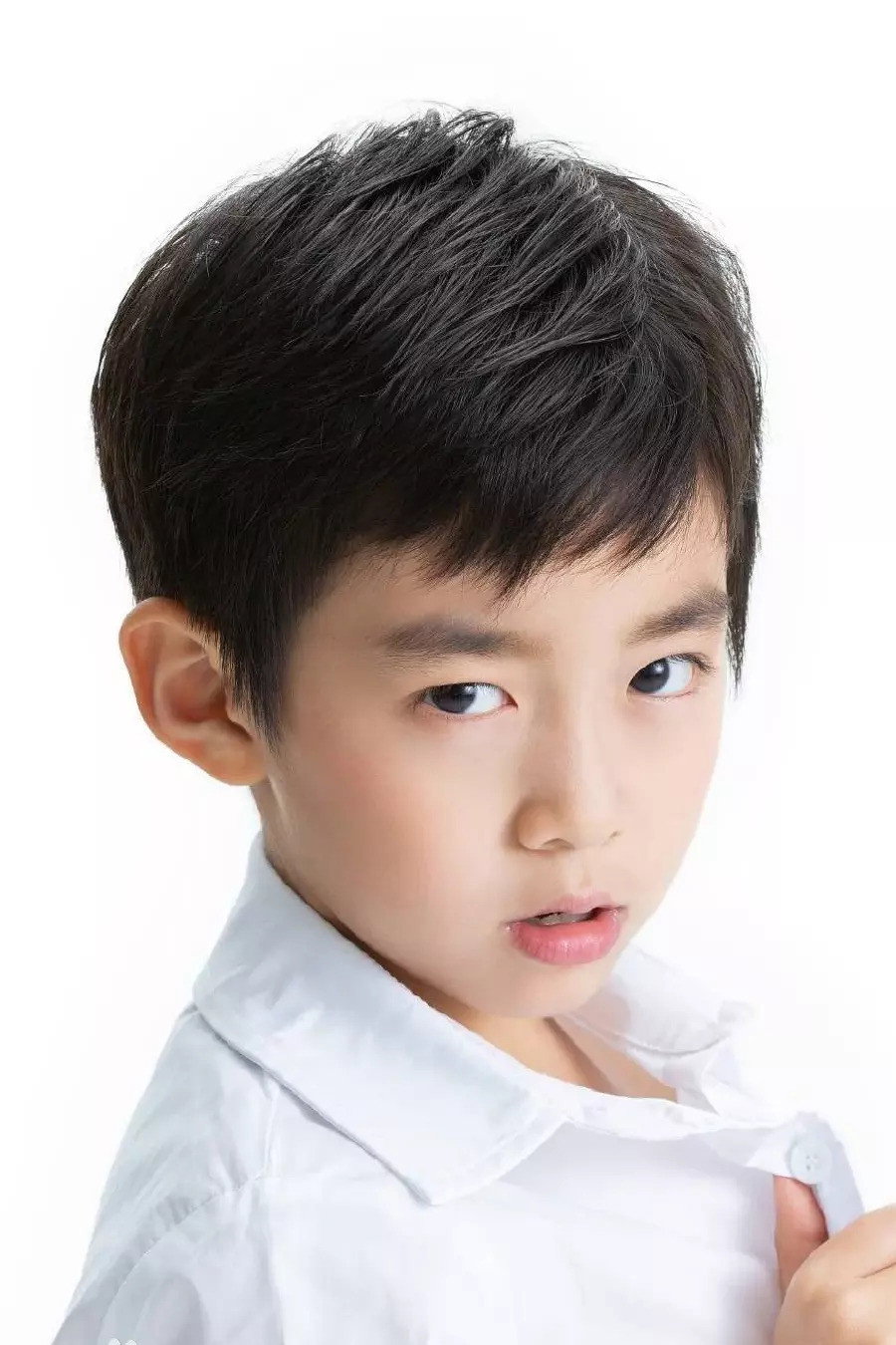 Guo Hexuan as Bai Yi Ming / Xiao Bai in Schoolyard Sleuth